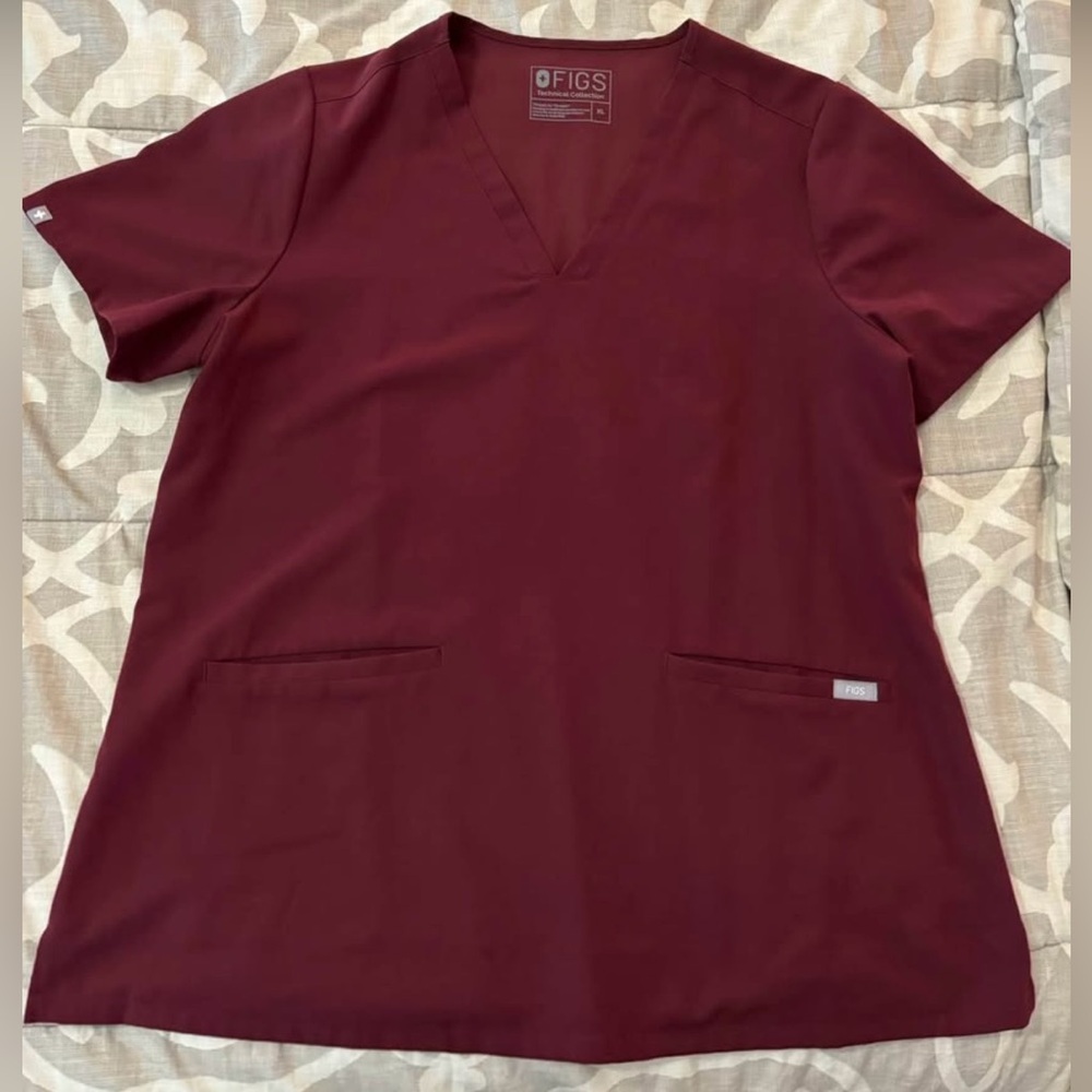 Figs women’s scrub top